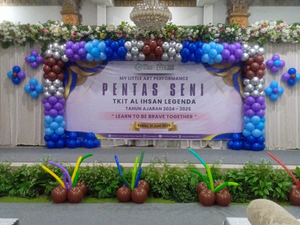 Balon Dekorasi Panggung Terbaik